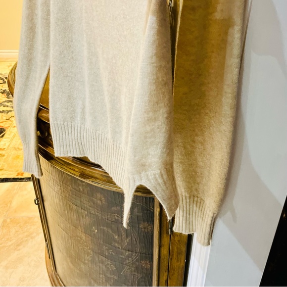 Ma’ry’ya Turtleneck Sweater - Picture 4 of 6